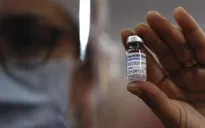 Vaccine Sputnik V cho thấy mức kháng thể đối với Omicron cao hơn Pfizer