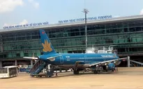 Khách qua sân bay Tân Sơn Nhất tăng nhưng chỉ bằng 44% so với năm trước