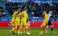 Vòng 22 La Liga | Frenkie de Jong lập công, Barcelona thắng nhọc nhằn