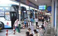Bến xe nhộn nhịp, ga tàu đìu hiu ngày giáp Tết