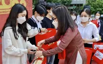 TP Hồ Chí Minh dành 6 tỷ đồng chăm lo Tết cho trẻ mồ côi vì COVID-19