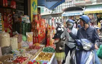 Chợ truyền thống TP Hồ Chí Minh nhộn nhịp ngày giáp Tết