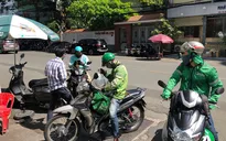 Cận Tết, giá cước xe công nghệ tăng vọt
