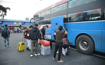TP. Hồ Chí Minh: Lượng người về quê đón Tết đông đúc hơn