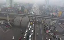 Sáng đầu tiên nghỉ Tết, các cửa ngõ Thủ đô ùn ứ phương tiện về quê