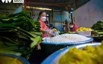 Làng bánh chưng Tranh Khúc nhộn nhịp ngày cận Tết