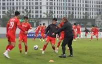ĐT Việt Nam căng sức tập luyện trong giá rét, chủ động các phương án cho trận đấu với ĐT Trung Quốc