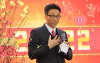 Phó Thủ tướng Vũ Đức Đam chúc Tết các cán bộ y tế