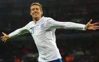 Peter Crouch ủng hộ việc giữ truyền thống thi đấu dịp năm mới của Ngoại hạng Anh