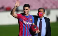 Vừa ra mắt hoàng tráng tại Barcelona, Ferran Torres đã nhiễm COVID-19