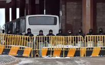 Các lực lượng Kazakhstan có quyền nổ súng không cần cảnh báo