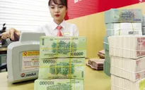 Ngân hàng siết cho vay đầu tư bất động sản, chứng khoán