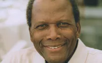 Oprah Winfrey điều hành sản xuất phim tài liệu về diễn viên huyền thoại Sidney Poitier