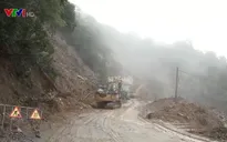 Hà Tĩnh sạt lở nghiêm trọng trên tuyến Quốc lộ 8A