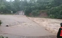 Mưa lớn, nhiều nơi ở miền núi Quảng Trị bị chia cắt