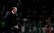Những lý do khiến Juventus chưa thể chia tay HLV Max Allegri