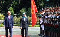 Chủ tịch nước Nguyễn Xuân Phúc chủ trì Lễ đón Tổng thống Cộng hòa Singapore