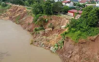 Nỗi lo sạt lở trong mùa mưa: Cần chiến lược lâu dài và sự đầu tư thích đáng