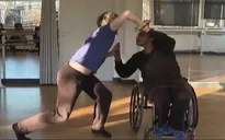 Người khuyết tật cũng có thể khiêu vũ