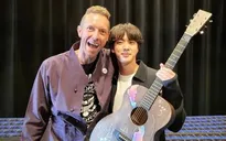 Jin BTS xác nhận hợp tác với Coldplay trong đĩa đơn đầu tay