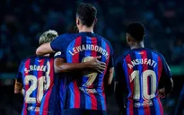 Lewandowski lập cú đúp, Barcelona thắng nhàn Villarreal