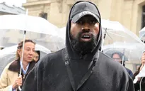 Kanye West vẫn bình thản khi các thương hiệu cắt đứt quan hệ