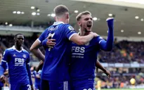 Thắng Wolverhampton, Leicester City thoát nhóm cuối bảng