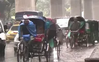Bangladesh sơ tán hàng trăm nghìn dân do bão lớn
