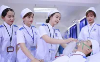 Việt Nam làm gì để thu hút nhân lực điều dưỡng?