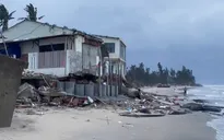 Bờ biển Cửa Đại (TP Hội An) bị sạt lở nghiêm trọng