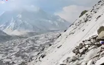 Lở tuyết trên dãy Himalaya, hàng chục người thiệt mạng và mất tích