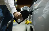 Mỹ chặn đà tăng giá xăng dầu