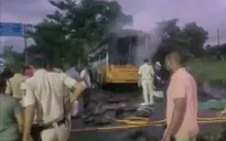 Cháy xe bus tại Ấn Độ, hàng chục người thương vong