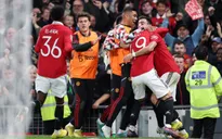 Nhọc nhằn thắng Fulham, Man Utd áp sát top 4