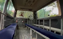 Rủi ro rình rập từ xe cũ nát đưa đón học sinh