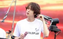 Jin của BTS lập kỷ lục, bán được 1 triệu bản đĩa đơn đầu tay