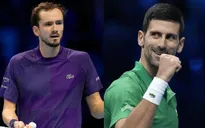 ATP Finals | Djokovic thắng kịch tính trước Medvedev