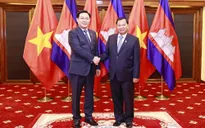 Chủ tịch Quốc hội Vương Đình Huệ hội kiến Chủ tịch Thượng viện Campuchia