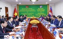 Chủ tịch Quốc hội Vương Đình Huệ hội đàm với Chủ tịch Quốc hội Campuchia