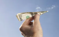 Nga muốn tách giao dịch tiền tệ quốc gia khỏi đồng USD