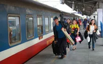 Đường sắt khuyến cáo khách không mua vé trôi nổi
