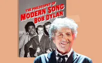 Những người mua sách phiên bản giới hạn "có chữ ký tay" của Bob Dylan được hoàn tiền vì chữ ký là... bản sao