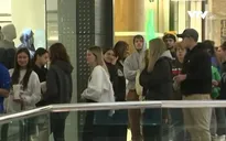 Người Mỹ chi hơn 9 tỷ USD trong ngày "Black Friday"