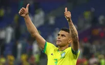 "Thiago Silva đang làm cái quái gì ở tuổi 38 vậy?"