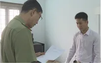 Khởi tố người đàn ông mua súng vì... đam mê