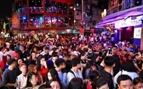 Cách thoát hiểm an toàn nơi đám đông chen lấn, hỗn loạn