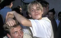 Cựu sao nhí Mỹ Aaron Carter qua đời ở tuổi 34