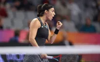 Caroline Garcia và Sabalenka vào chung kết WTA Finals