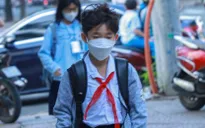 Từ hôm nay (7/11), nhiều trường học tại TP Hồ Chí Minh lùi giờ học sáng