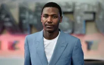 Diễn viên hài Jerrod Carmichael dẫn lễ trao giải Quả cầu vàng 2023
